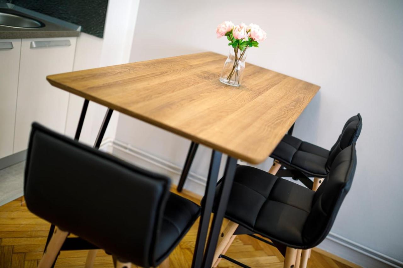 Studio Apartman Leon, Gajeva 7 ซาเกร็บ ภายนอก รูปภาพ