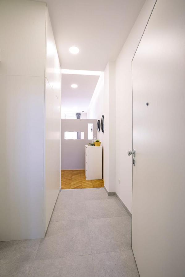 Studio Apartman Leon, Gajeva 7 ซาเกร็บ ภายนอก รูปภาพ